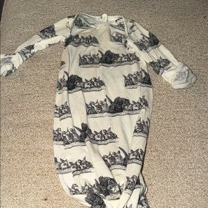 Kate Quinn Kids Pajamas with Cat Design - Cream and Black